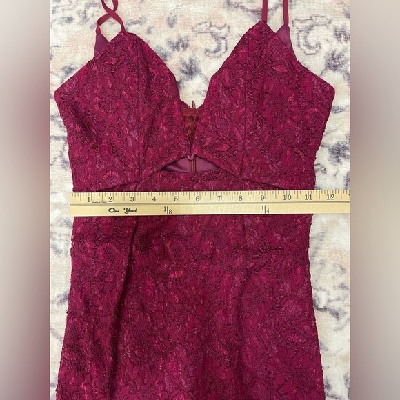 Line & Dot Urban Outfitters Lace Bodycon Mini Dress Size XS - Picture 7 of 9